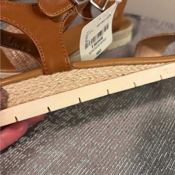 a.n.a Tan and Cream Sandals - Picture 7 of 8